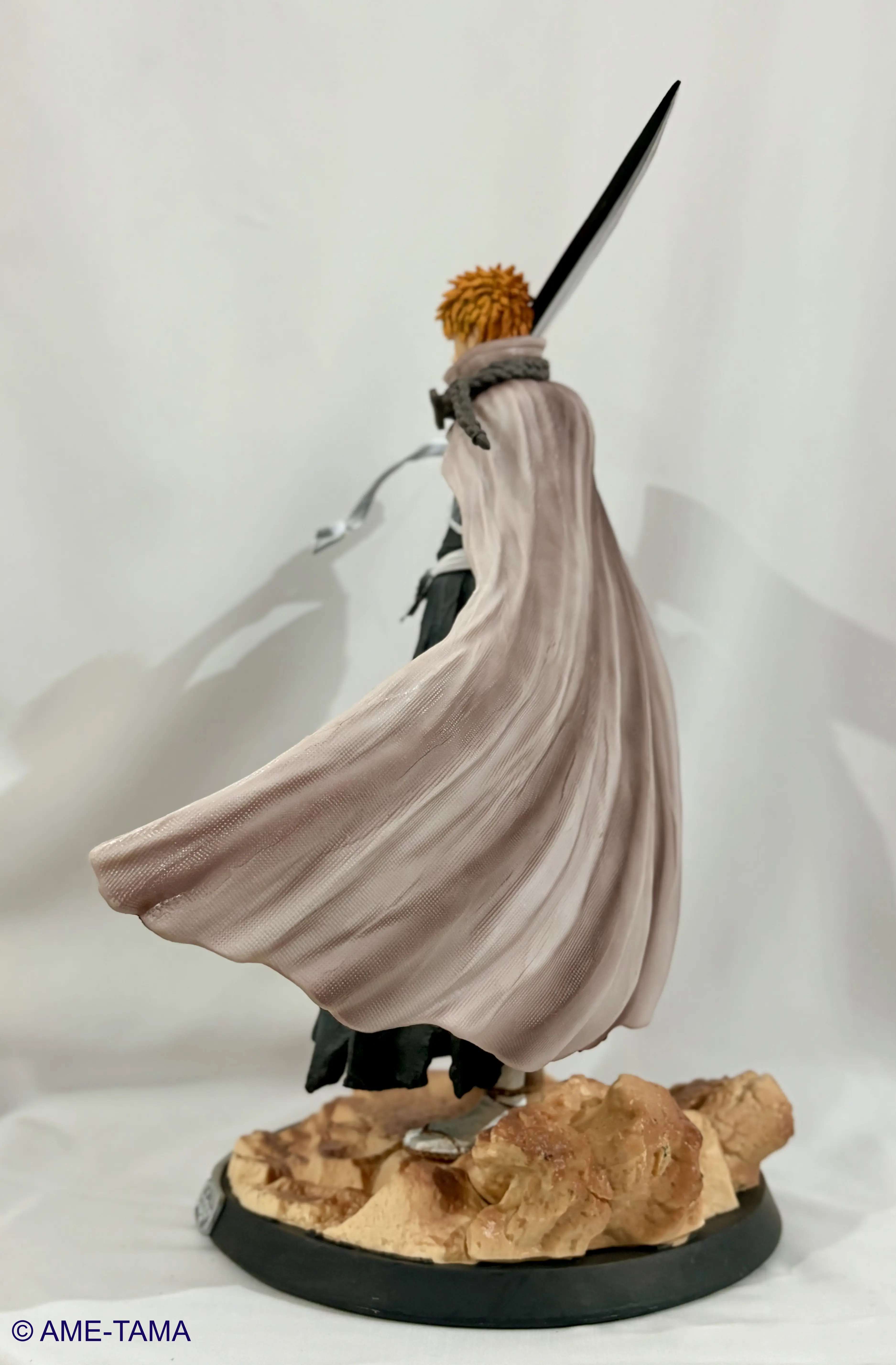 فیگور ایچیگو ایستاده - تصویر کوچک 2